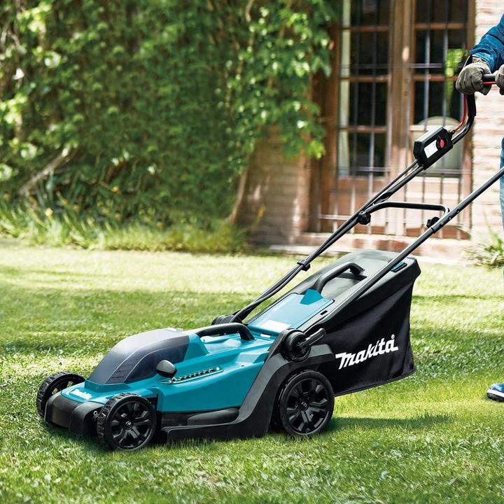 Produktbild Makita DLM330Z (Akkubetrieb)
