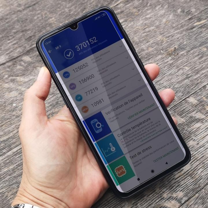 Produktbild Avizar Anti-Spy kratzfeste Displayschutzfolie (1 Stück, Xiaomi Mi 9)
