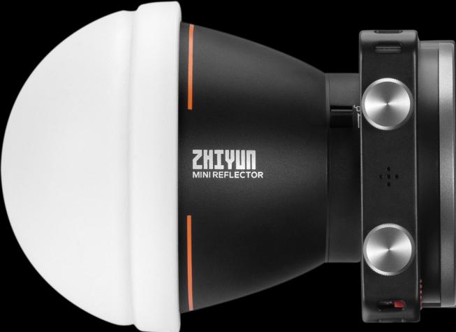 Actual product image Zhiyun Molus X100 (Further permanent lights)