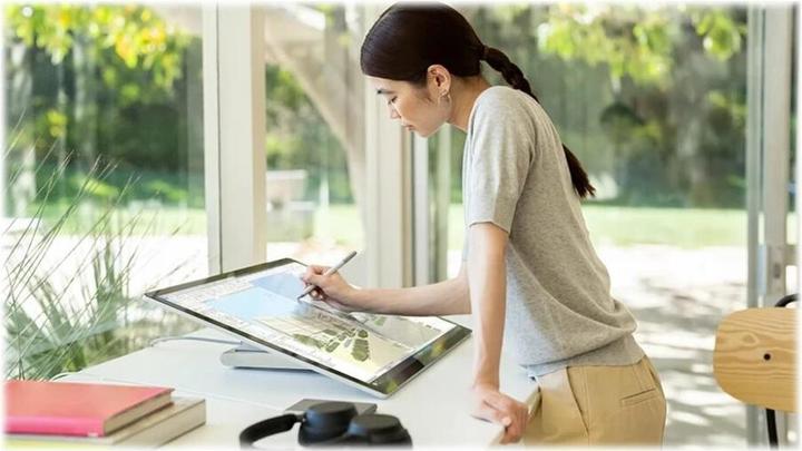 Actual product image Microsoft Surface Studio 2+ for business (Intel Core i7-11370H, 32 GB, 1000 GB, GeForce RTX 3060)