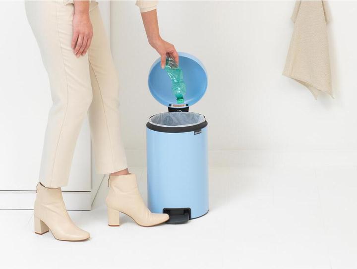 Actual product image Brabantia Pedal bin NewIcon 12 l, Dreamy Blue (12 l)