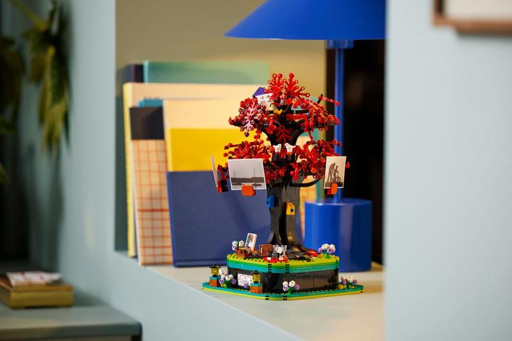 Produktbild LEGO Familienbaum (21346, LEGO Ideas, LEGO Seltene Sets)