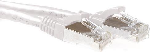 Actual product image White 15 meter SFTP CAT6A patch cable snagless with RJ45 connectors. Cat6a s/ftp snagless wh 15.00m (S/FTP, CAT6a, 15 m)