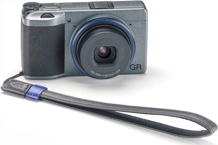 Produktbild RICOH GR IIIx Urban Edition (26 mm, 24.24 Mpx, APS-C / DX)