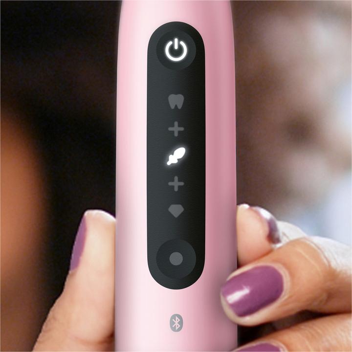Actual product image Oral-B iO 5 + Sensitive (Oscillating toothbrush)