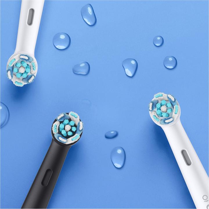 Actual product image Oral-B iO 5 + Sensitive (Oscillating toothbrush)