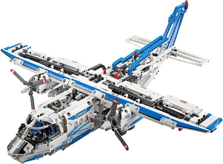 Actual product image LEGO Technic 42025 - Frachtflugzeug (42025, LEGO Technic)