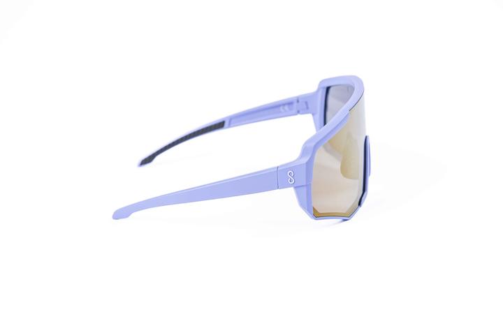Actual product image Coast Optics Nita XL Sportbrille Alpen mit Gold Sun und klarem Glas (Gold, Gold)