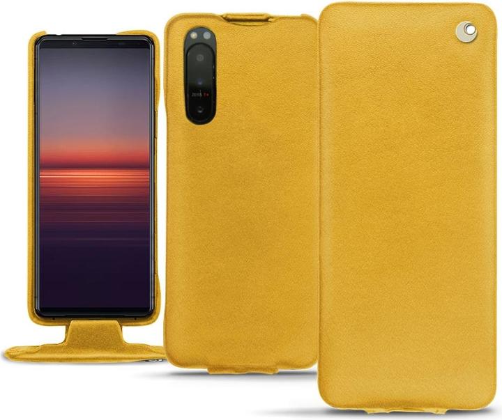 Jaune soulèu ( Pantone #F3B934 )