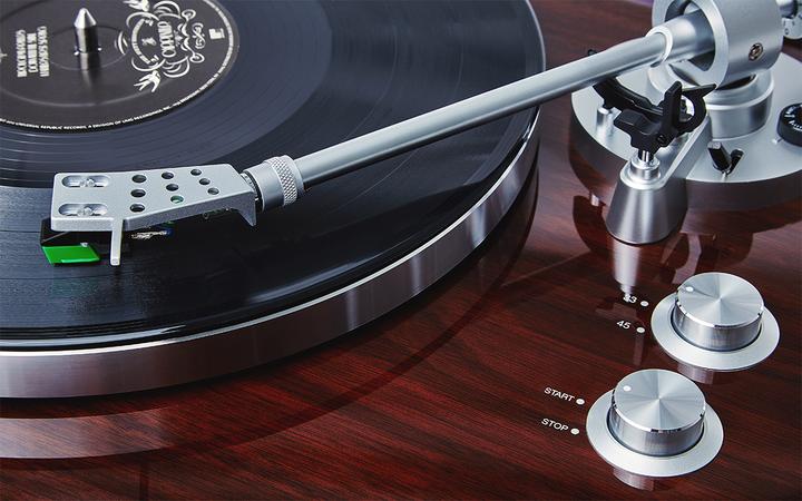 Image du produit Akai Professional Bt500 (Milieu de gamme, Manuel)