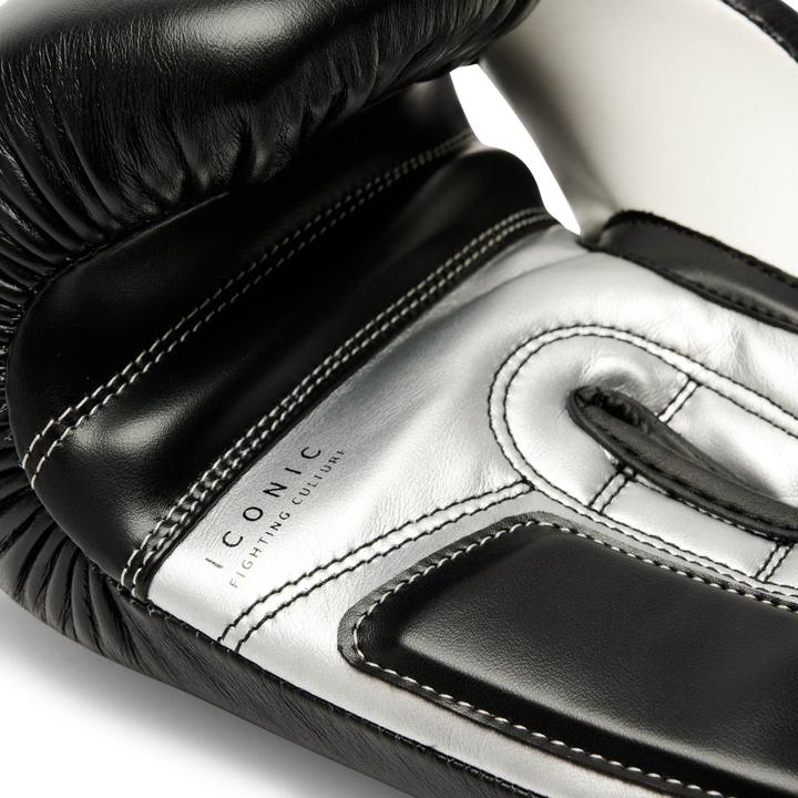 Produktbild Leone Iconic Boxhandschuhe Schwarz GN208 (14 OZ, One Size)