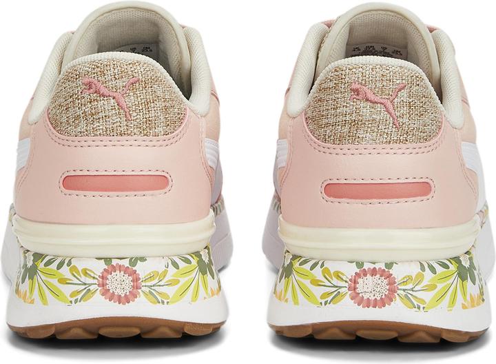 Actual product image Puma R78 Voyage Wild Garden (41)