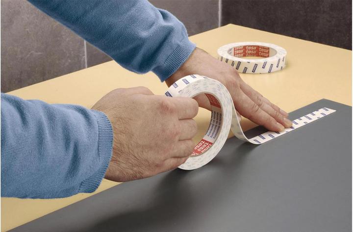 Produktbild tesa Powerbond MIRROR doppelseitiges Montageband für Spiegel (19 mm)
