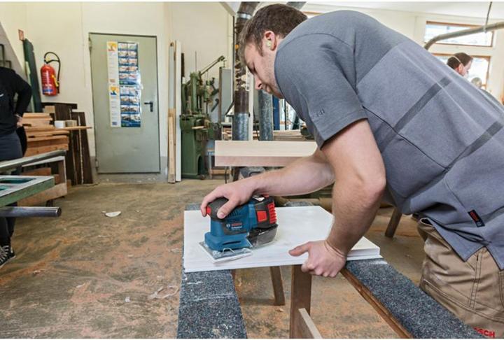 Produktbild Bosch Professional Gss 18v-10 (Schwingschleifer)