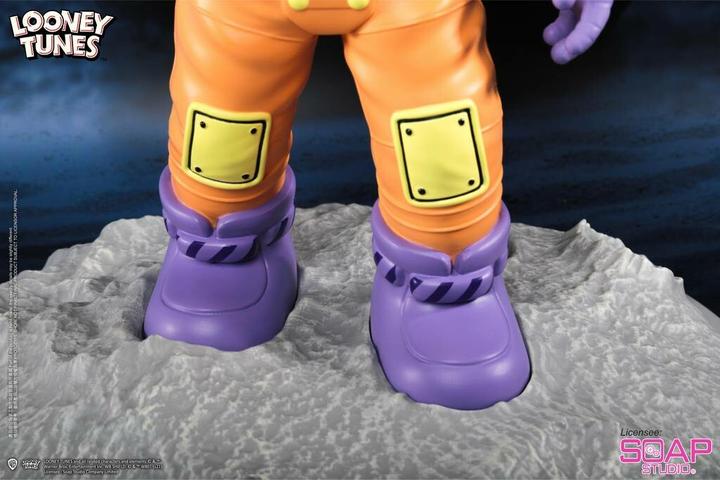 Actual product image Soap Studio Looney Tunes: Bugs Bunny Astronaut Statue