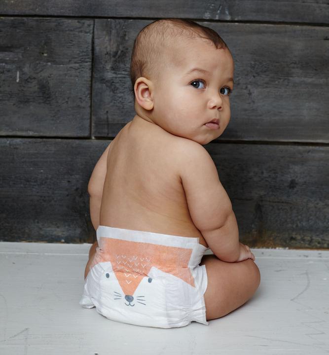 Actual product image Kit & Kin Nappies (Size 3, Monthly box, 136 Piece)