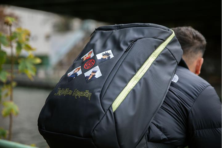 Image du produit Konix Sac à dos gaming 17" - Jujutsu Kaisen (27 l)