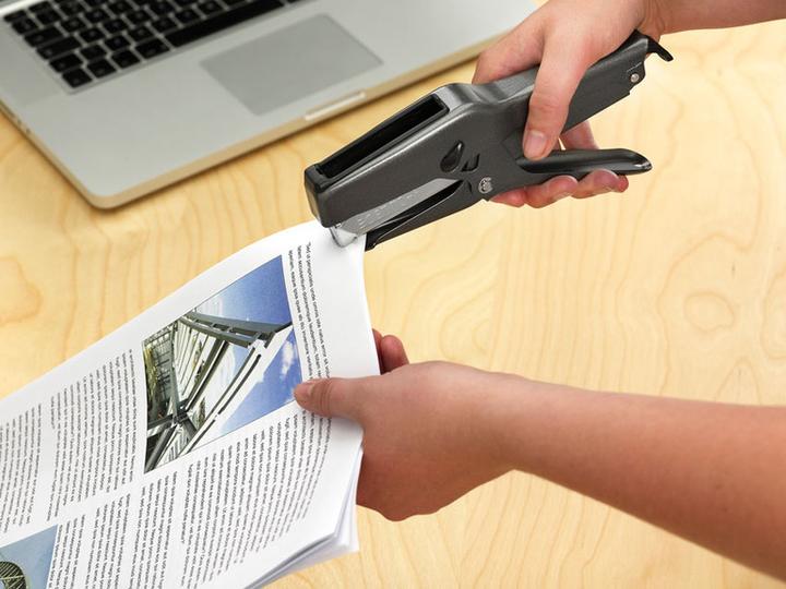 Actual product image Bostitch Stapling pliers (30 Sheets)