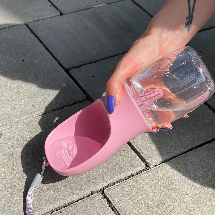 Actual product image Intirilife Portable Dog Drinking Bottle (0.35 l)
