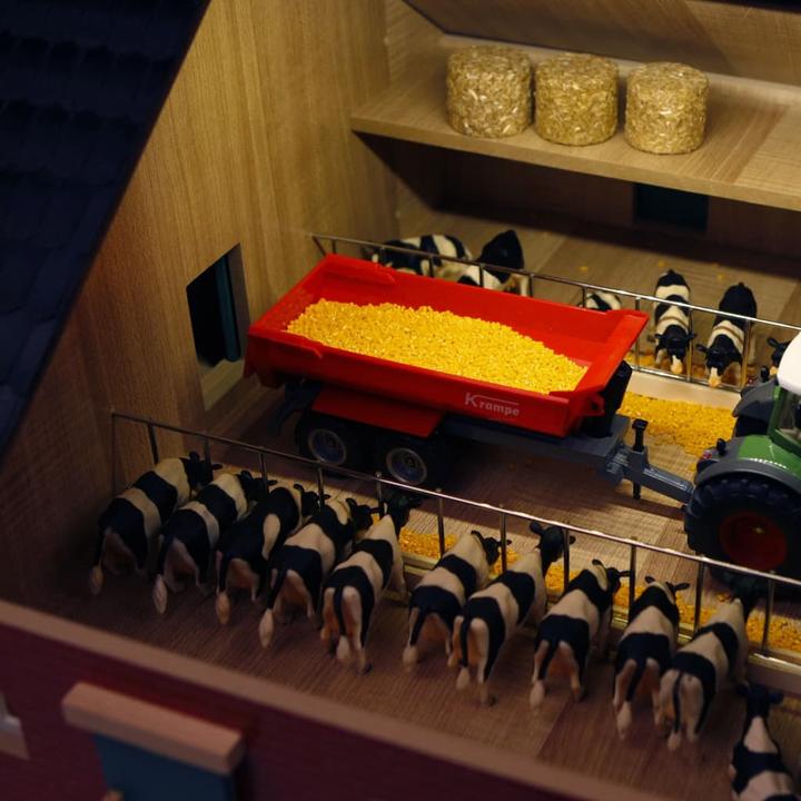 Produktbild Kids Globe Farming Farm House mit Stall