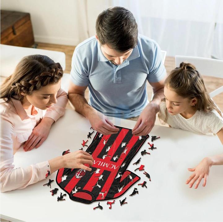Actual product image Iconic AC Milan - Jersey - Wooden Puzzle Size S (150 pieces) (150 pieces)