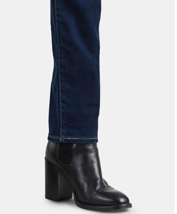 Image du produit Levis 724 Jeans High Rise Straight soft black (W27/L30)