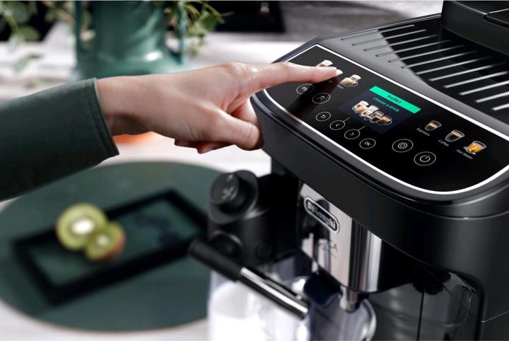 Actual product image De'Longhi Magnifica Evo Next