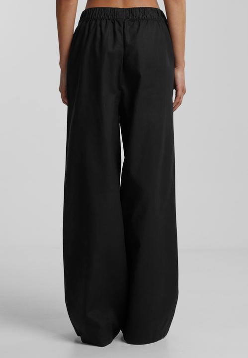 Actual product image Urban Classics Ladies Linen Mixed Wide Pants - 161183 (L)