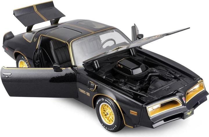 Actual product image Maisto Pontiac Firebird Trans Am 1978 1/18 black