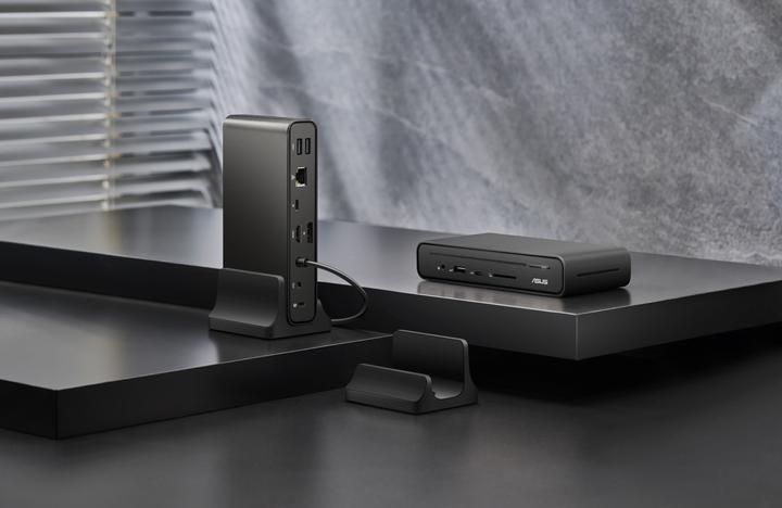 Actual product image ASUS DC300 - Docking station - USB-C - HDMI DP USB-C - 1GbE - 150 Watt (USB-C, 1 Ports)