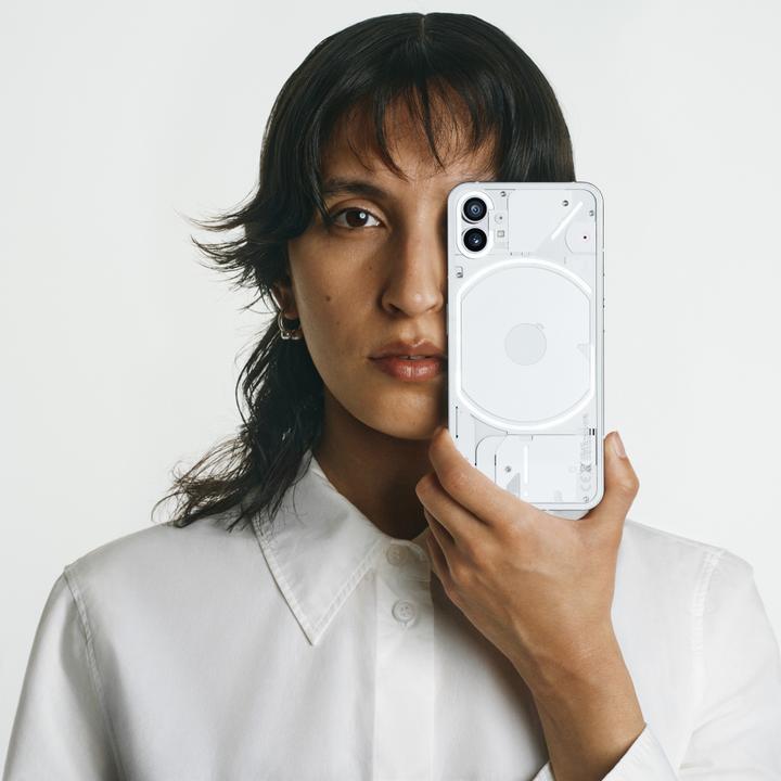 Image du produit Nothing Phone (1) (12GB) (256 Go, Blanc, 6.55", Double SIM, 50 Mpx, 5G)