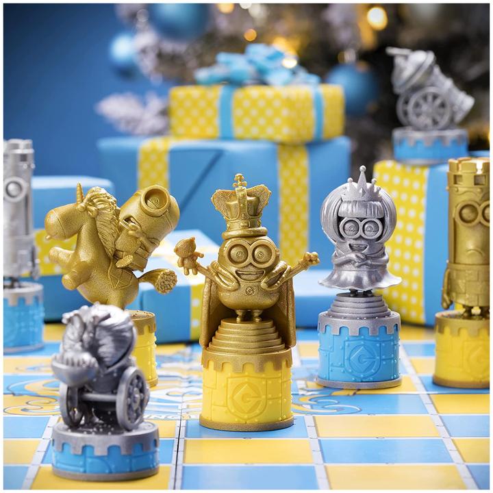 Actual product image Noble Collection Minions: Medieval Mayhem