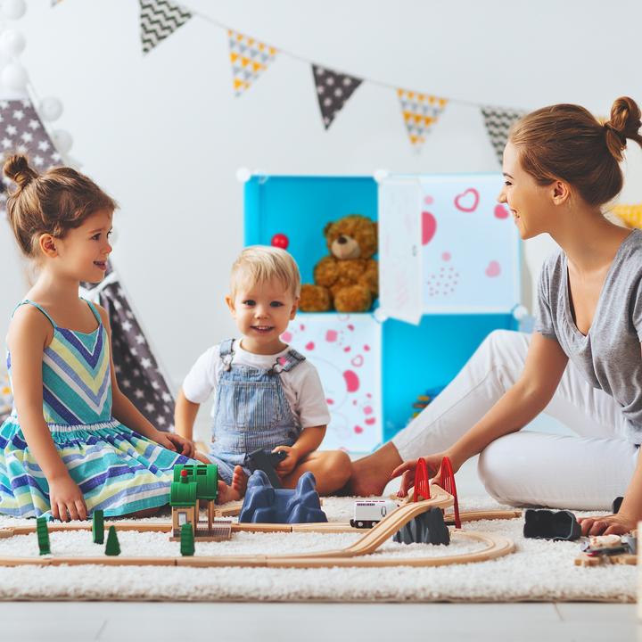Actual product image Relaxdays Interlocking Toy Rack for Kids