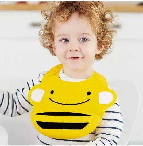 Actual product image Skiphop Bib (6 months)