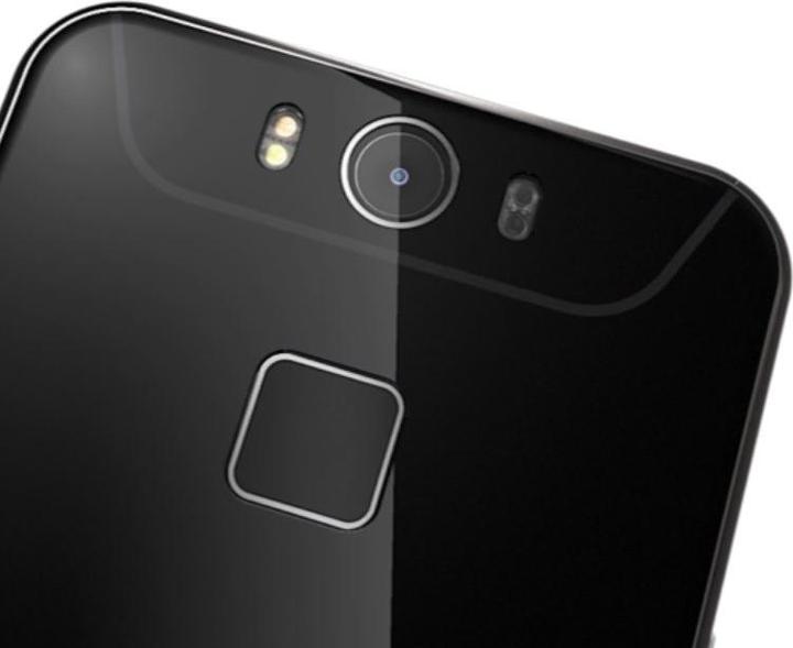 Produktbild Gigaset ME Pro (32 GB, Black, 5.50", Dual SIM, 20 Mpx, 4G)