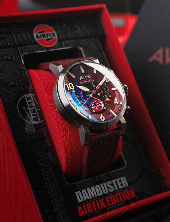 Immagine prodotto AVI-8 AV-4107-04 (Orologio da pilota, Cronografo)
