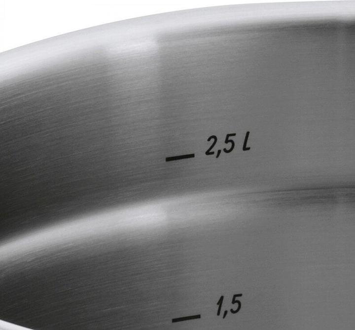 Produktbild WMF Stielkasserolle Topf 16cm Stieltopf Gourmet Plus Edelstahl 18/10 (16 cm, Kochtopf, Edelstahl)