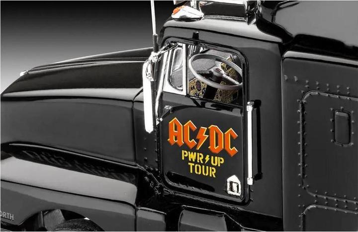 Actual product image Revell Tour Truck Motörhead & Trailer
