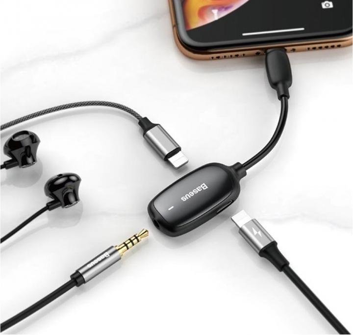 Produktbild Baseus 3-in-1 iPhone 3.5 mm Audio Lightning Adapter (3.5mm, Lightning)