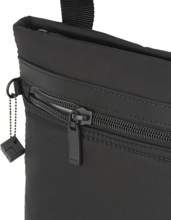 Actual product image Hedgren Leonce Small Vertical Crossover Rfid