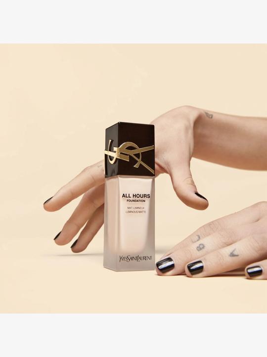 Produktbild Yves Saint Laurent All Hours Foundation Light Cool 1 Fl 25 ml (Nr. 01 - Light Cool)