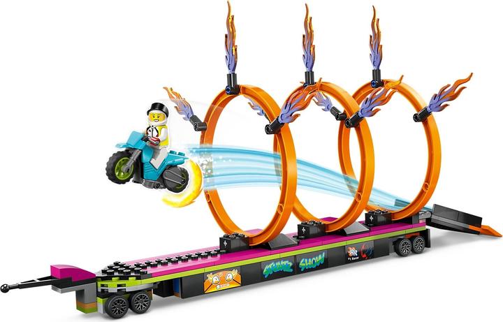 Produktbild LEGO Stunttruck mit Feuerreifen-Challenge (60357, LEGO City)