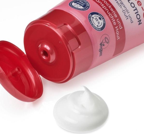 Image du produit dm Balea Lotion corporelle à la crème et à l'huile Cerise (Lotion pour le corps, 200 ml)