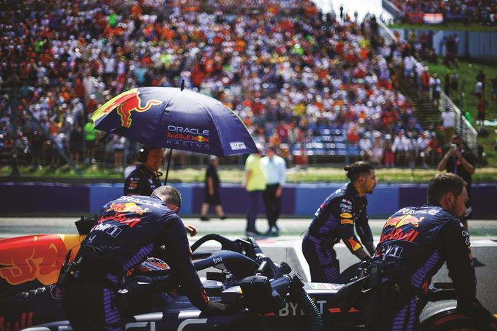 Produktbild Sparco Red Bull Racing Regenschirm