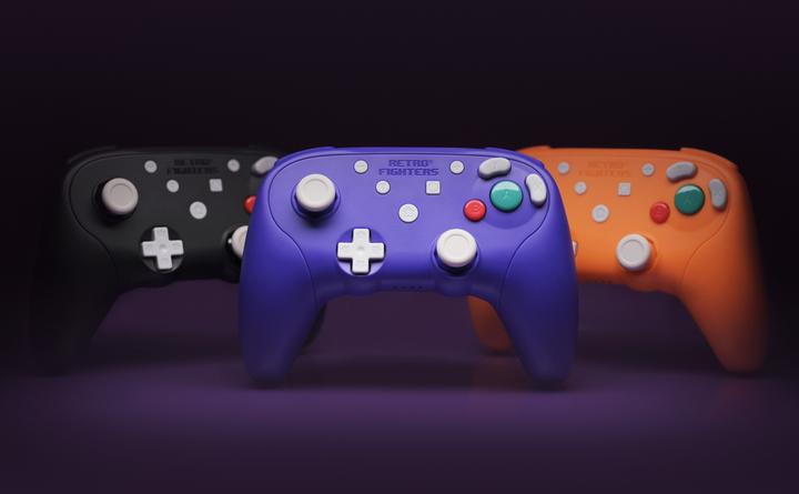 Actual product image Retro Fighters Retro-Fighters - BattlerGC 2.4G Controller - Purple (PC, DSi XL)
