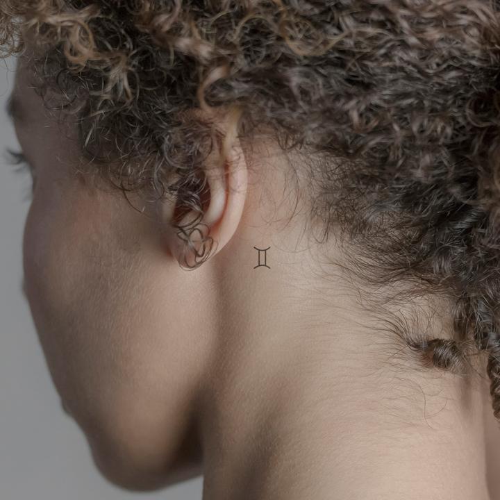 Immagine prodotto minink Tatuaggio temporaneo - segno zodiacale Acquario minimalista