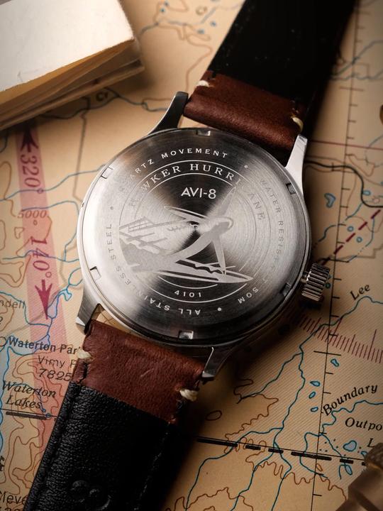 Image du produit AVI-8 AV-4101-0B Hawker Hurricane McKellar Dual Time (Montre pilote)
