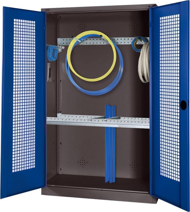 Produktbild C+P Modul-Sportgeräteschrank mit Grundausstattung (HxBxT: 195x120x50 cm, mit Lochblech-Flügeltüren)