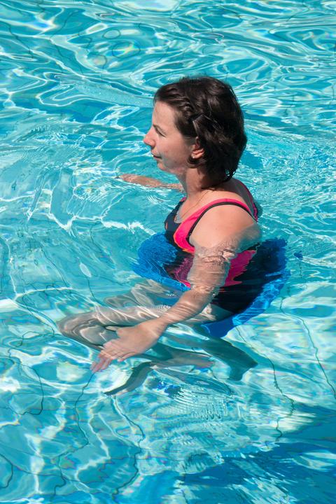 Produktbild Sport-Thieme Aqua-Therapie-Schwimmsattel Hydro-Tone