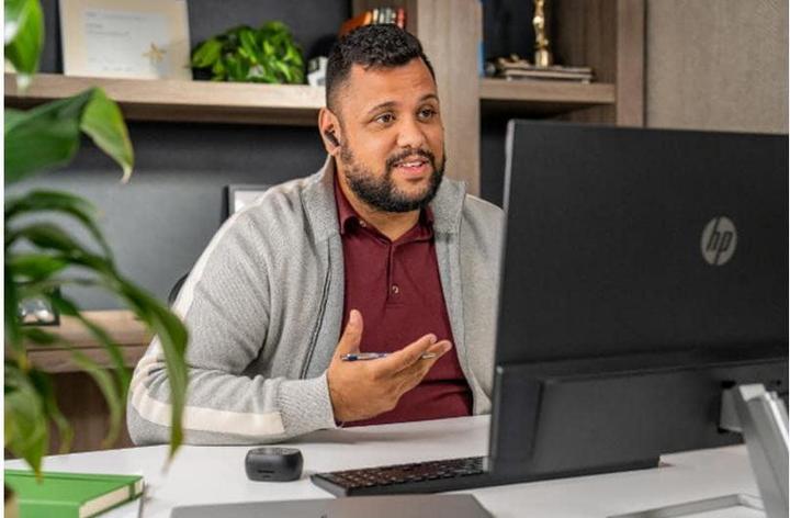 Produktbild Poly Voyager Free 60+ (Kabellos, USB-C)